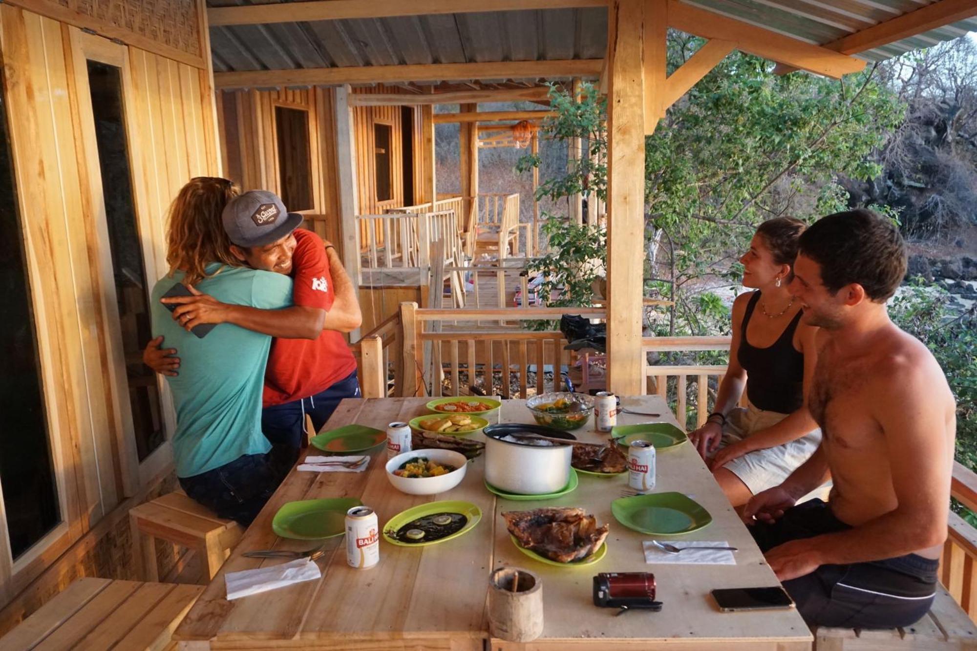 Boneputeh Homestay Taliwang Стая снимка
